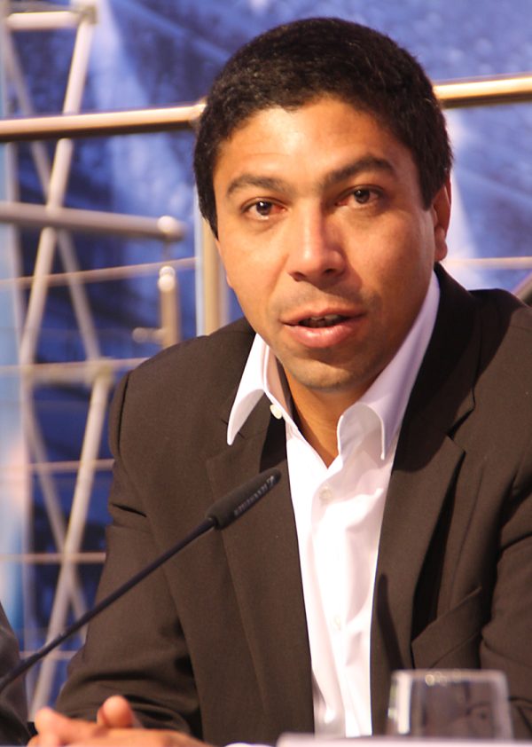 Giovane Élber